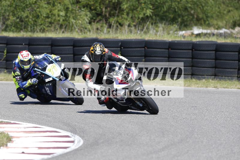 /Archiv-2025/48 25.08.2025 Cornu Master School ADR/rot-rouge/32